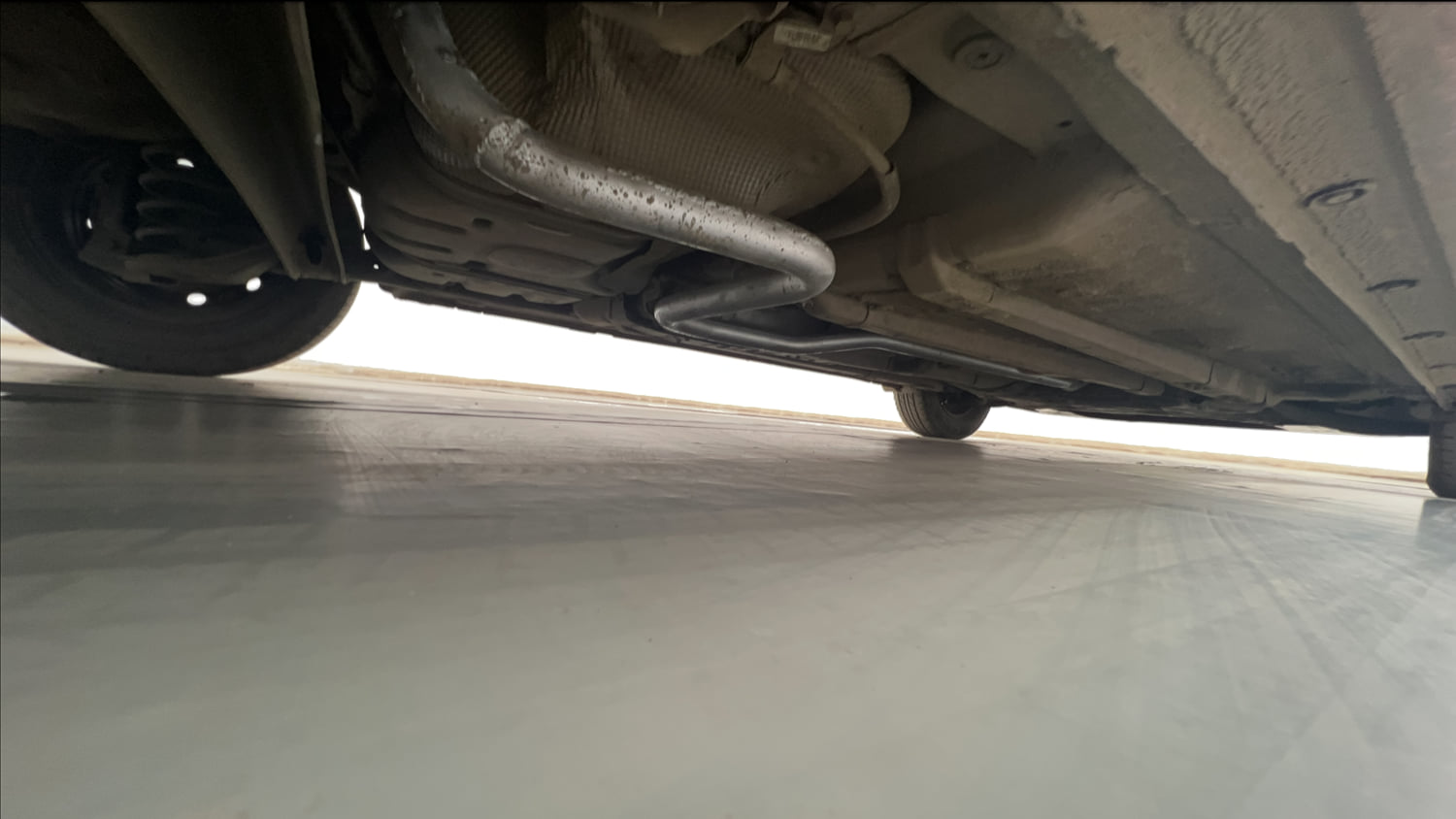 Used 2015 Hyundai Elite i20 Magna 1.2 Petrol Manual extra REAR RIGHT UNDERBODY VIEW