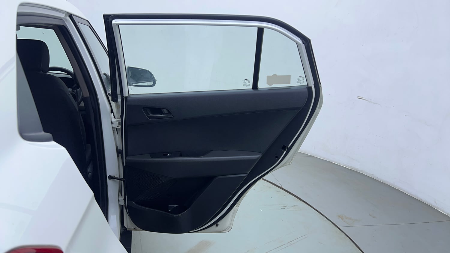 Used 2017 Hyundai Creta 1.6 E Plus Petrol Petrol Manual interior RIGHT REAR DOOR OPEN VIEW