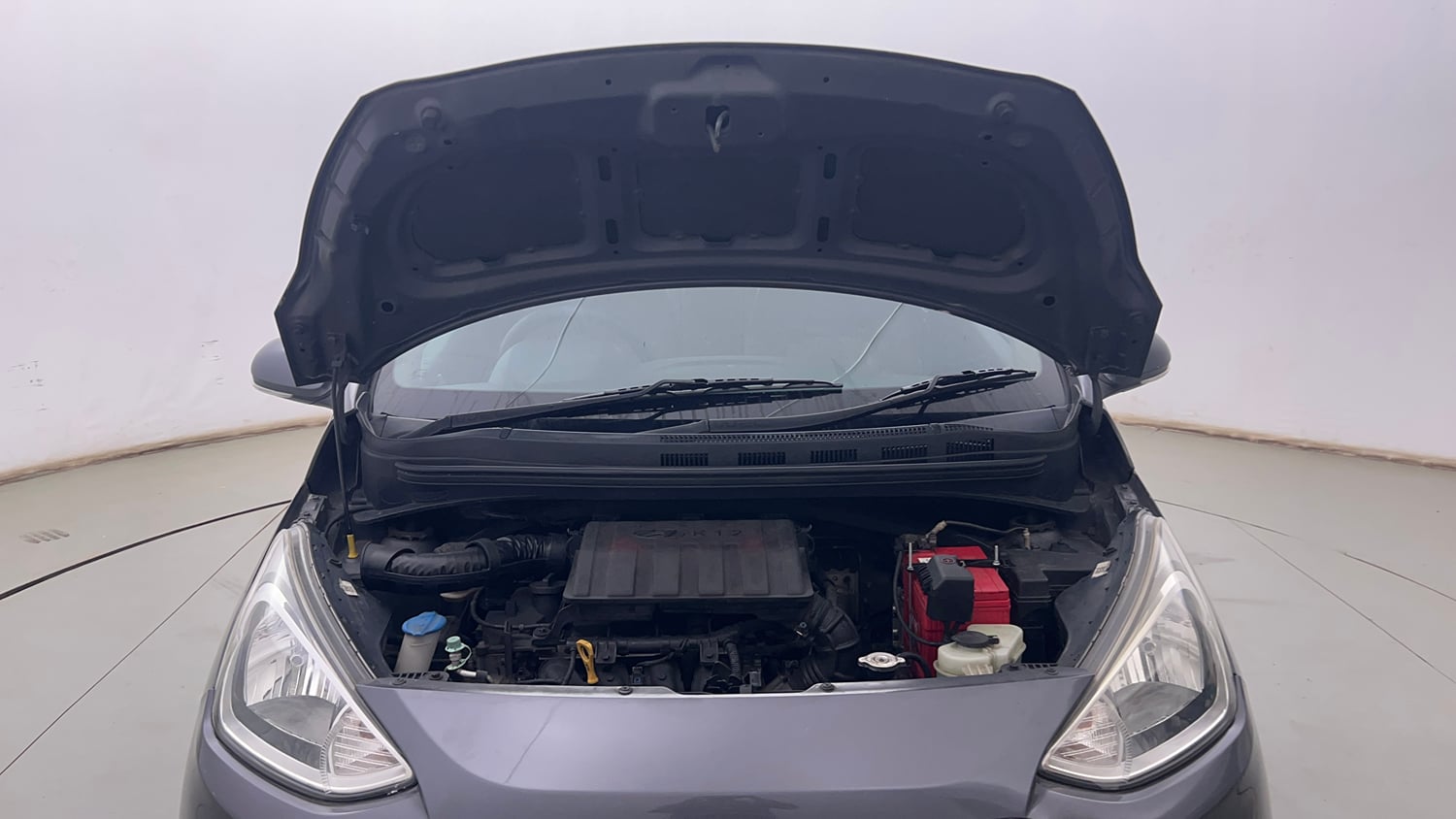 Used 2019 Hyundai Xcent SX Petrol Manual engine ENGINE & BONNET OPEN FRONT VIEW