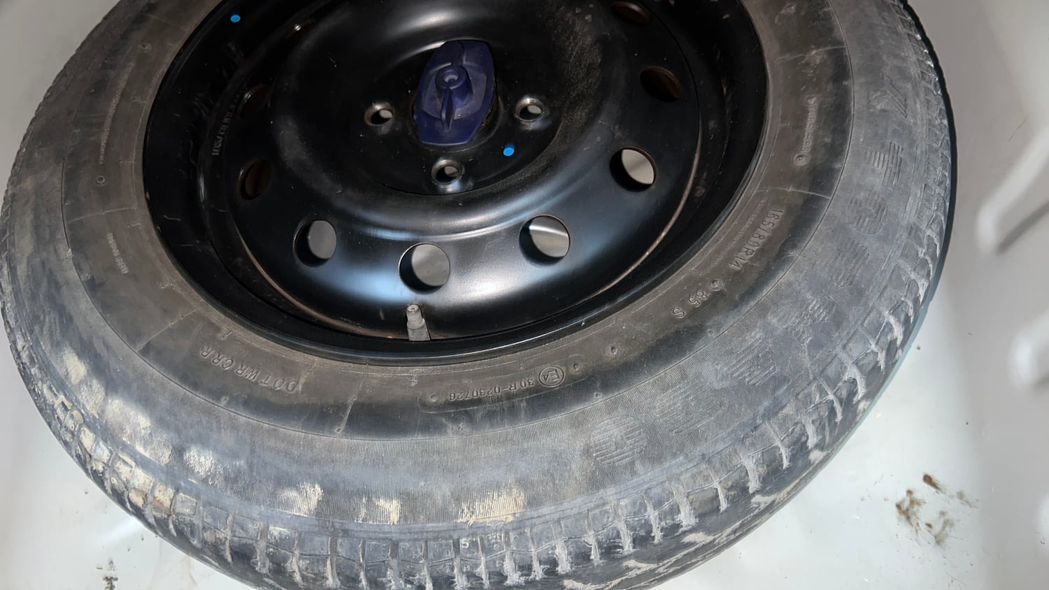 Used 2017 Maruti Suzuki Dzire VXi Petrol Manual tyres SPARE TYRE VIEW