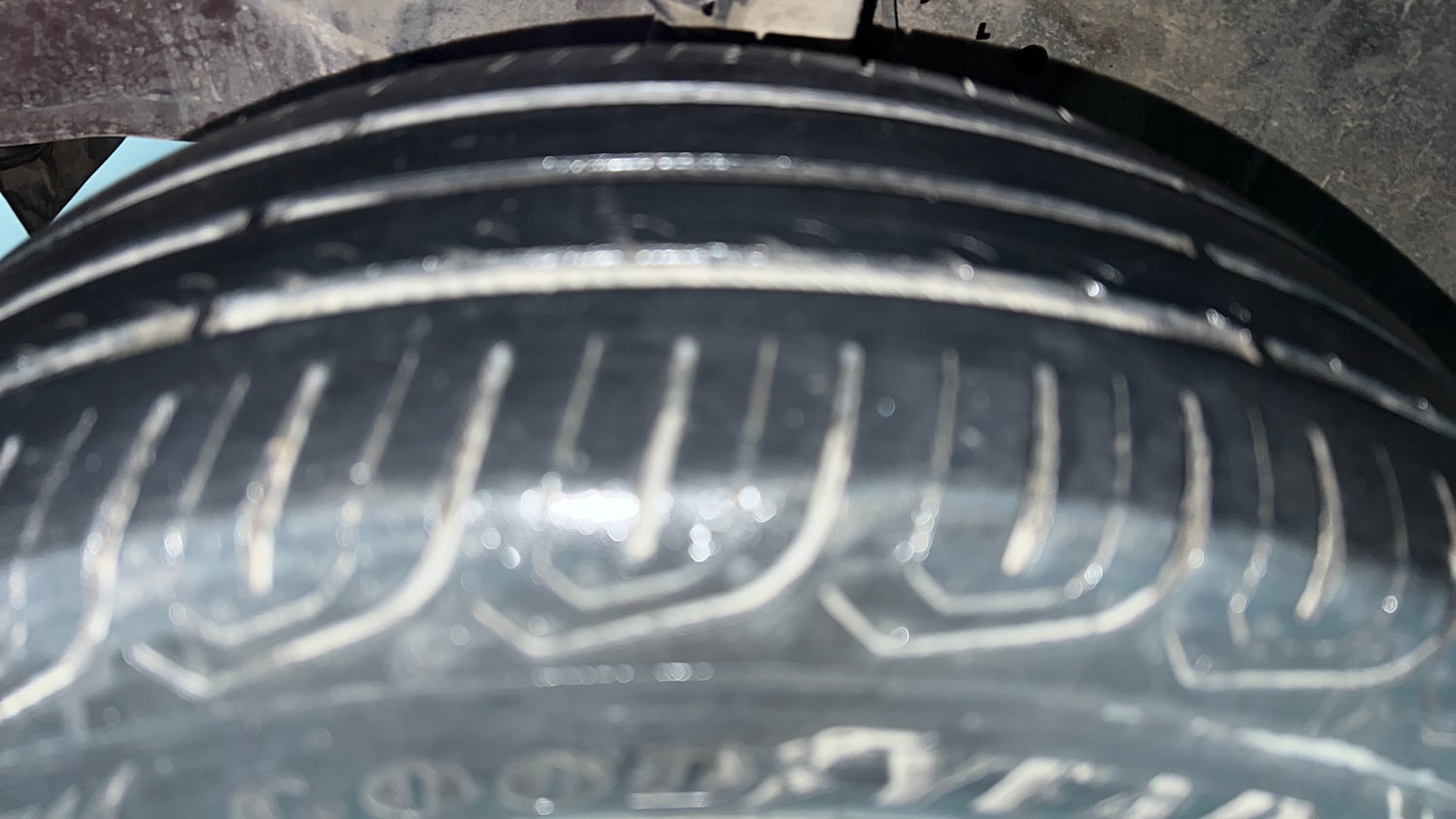 Used 2013 Honda Amaze 1.2 S i-VTEC Petrol Manual tyres LEFT FRONT TYRE TREAD VIEW