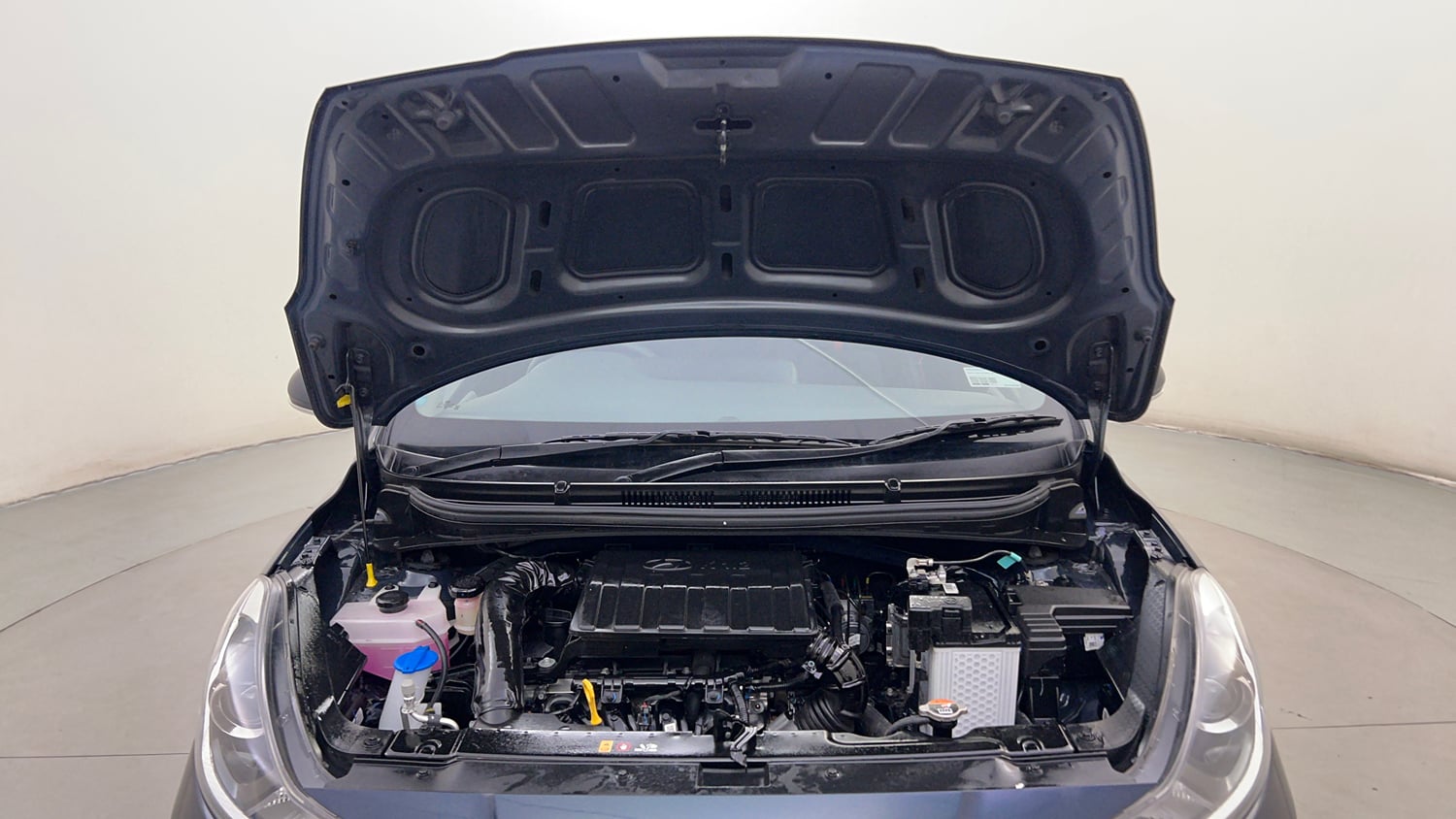 Used 2025 Hyundai Grand i10 Nios Sportz (O) 1.2 Kappa VTVT Petrol Manual engine ENGINE & BONNET OPEN FRONT VIEW