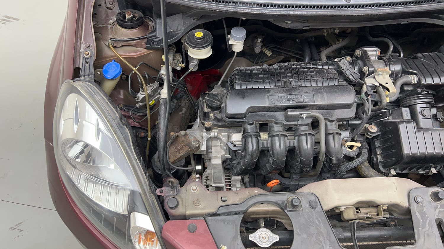 Used 2013 Honda Amaze 1.2 S i-VTEC Petrol Manual engine ENGINE RIGHT SIDE VIEW