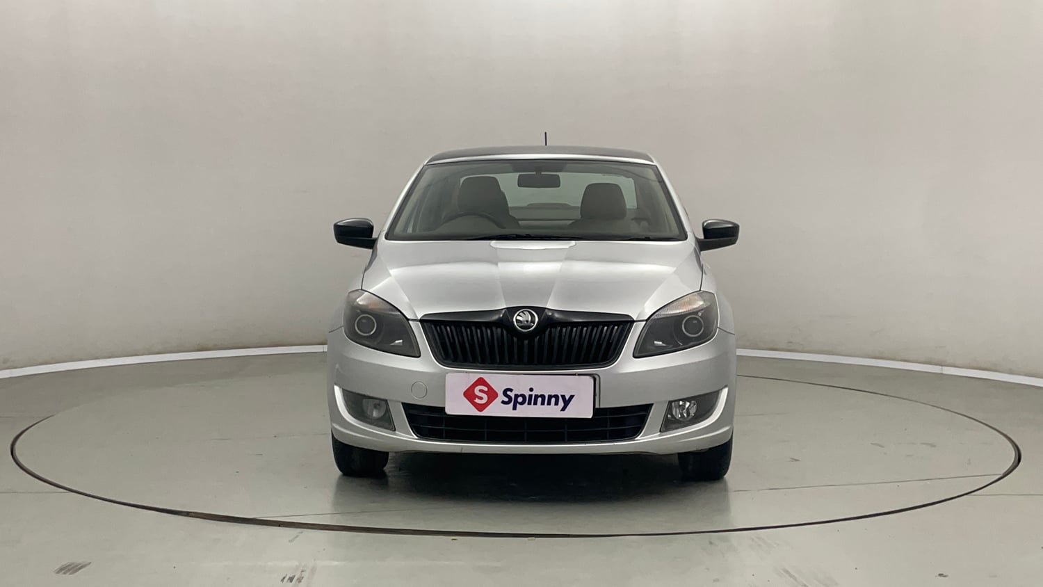 Used 2015 Skoda Rapid 1.6 MPI Elegance Petrol Manual exterior FRONT VIEW