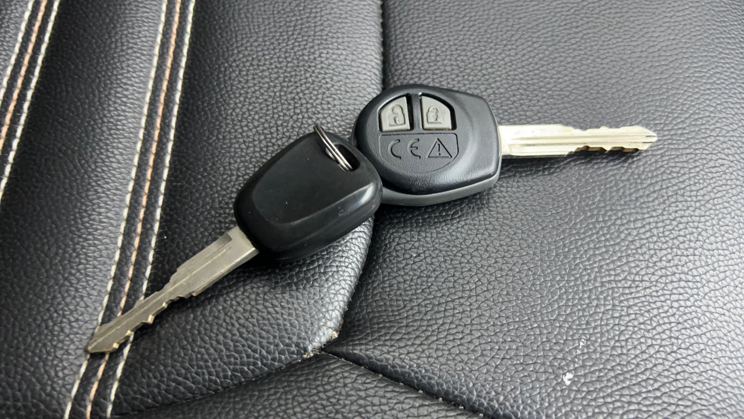 Used 2016 Maruti Suzuki Celerio ZXi Petrol Manual extra CAR KEY VIEW