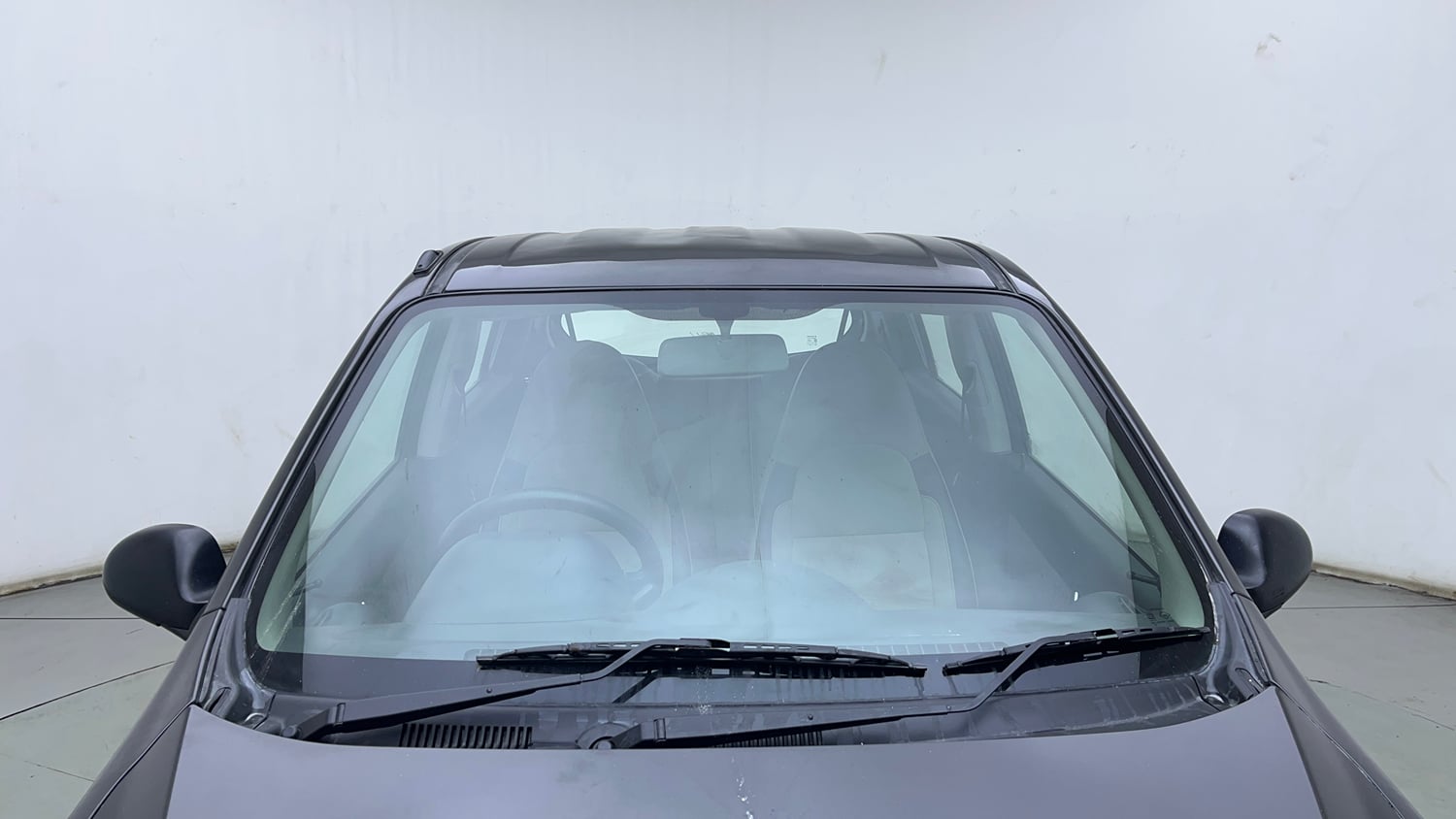 Used 2018 Maruti Suzuki Alto 800 LXi Petrol Manual exterior FRONT WINDSHIELD VIEW