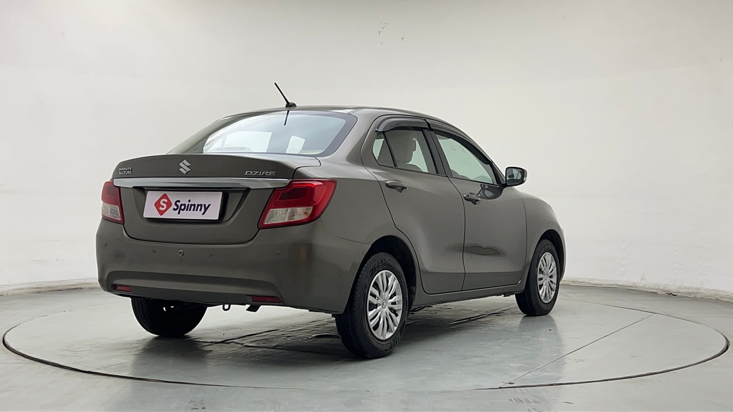 Used 2017 Maruti Suzuki Dzire VXi AMT Petrol Automatic exterior RIGHT REAR CORNER VIEW