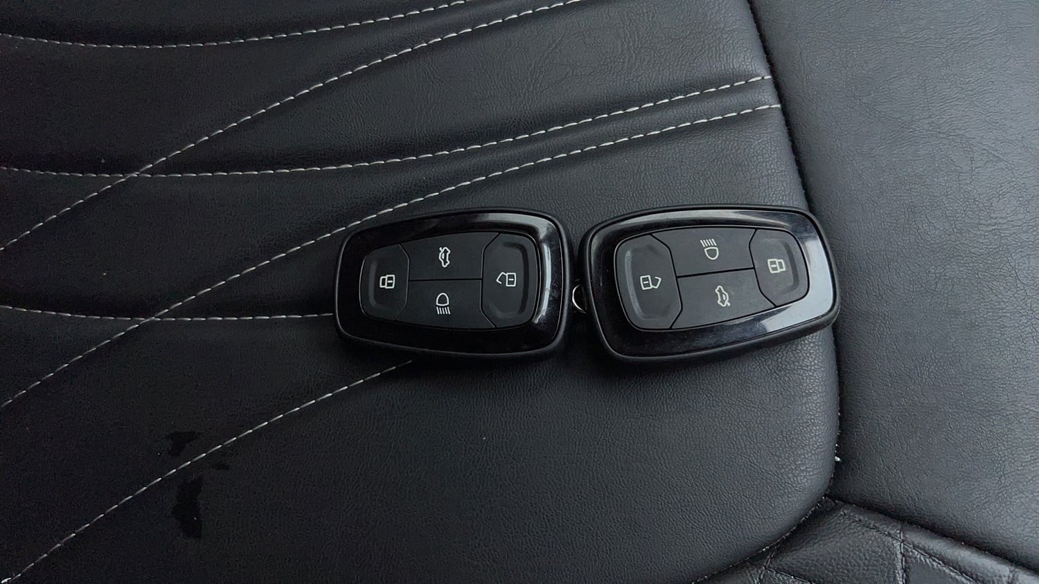 Used 2022 Tata Nexon XZA Plus (HS) Petrol Automatic extra CAR KEY VIEW