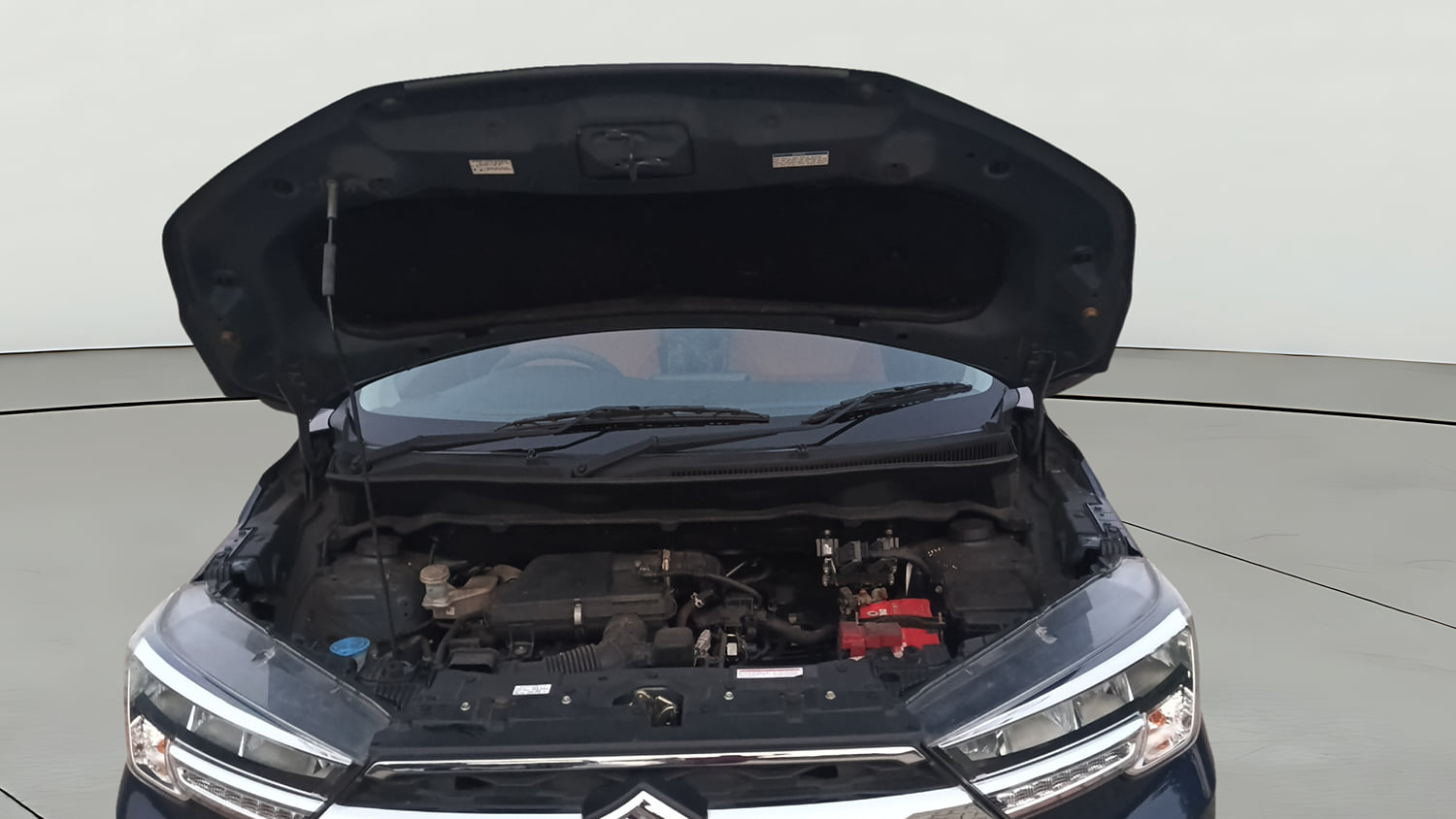 Used 2024 Maruti Suzuki XL6 Zeta MT Petrol Petrol Manual engine ENGINE & BONNET OPEN FRONT VIEW