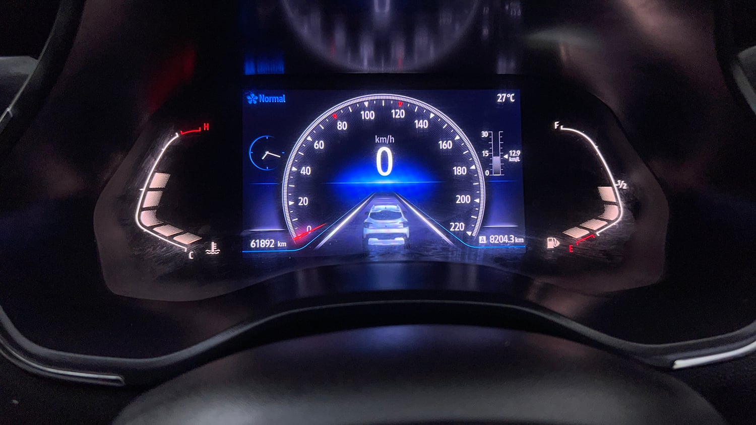 Used 2022 Renault Kiger RXZ Turbo MT Dual Tone Petrol Manual interior CLUSTERMETER VIEW