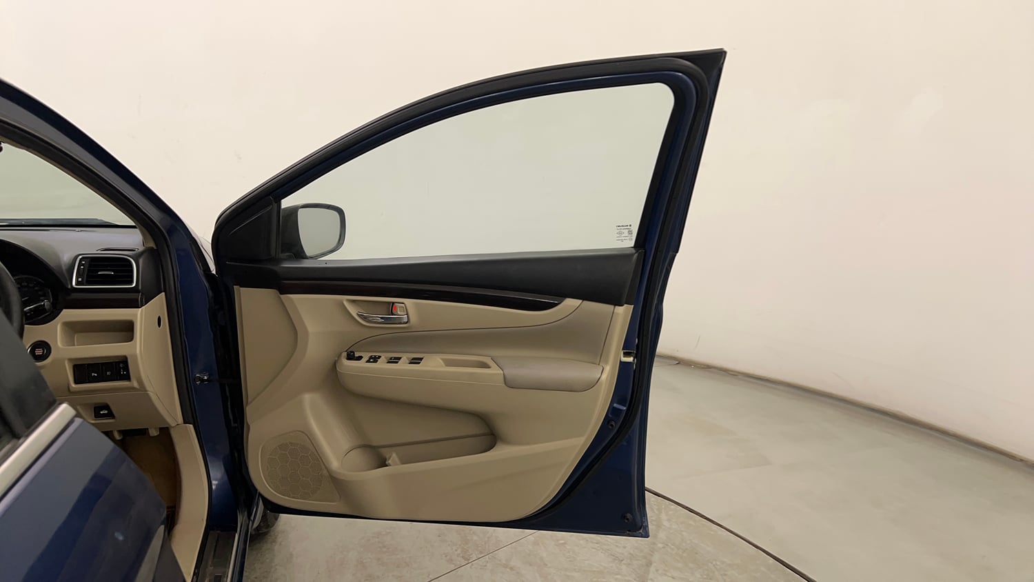 Used 2017 Maruti Suzuki Ciaz Alpha 1.4 AT Petrol Automatic interior RIGHT FRONT DOOR OPEN VIEW