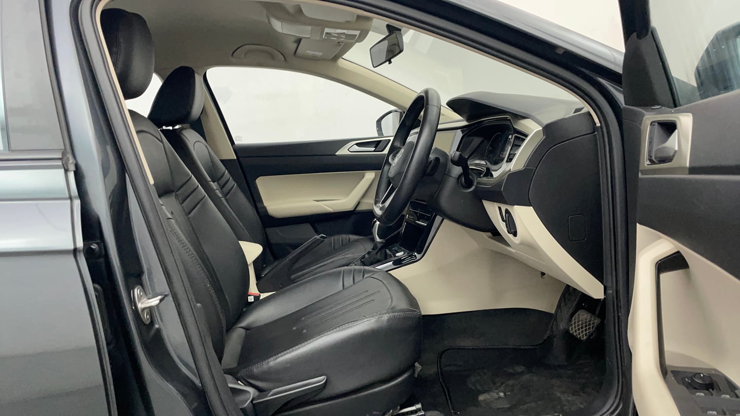 Used 2023 Volkswagen Virtus Highline 1.0 TSI AT Petrol Automatic interior RIGHT SIDE FRONT DOOR CABIN VIEW