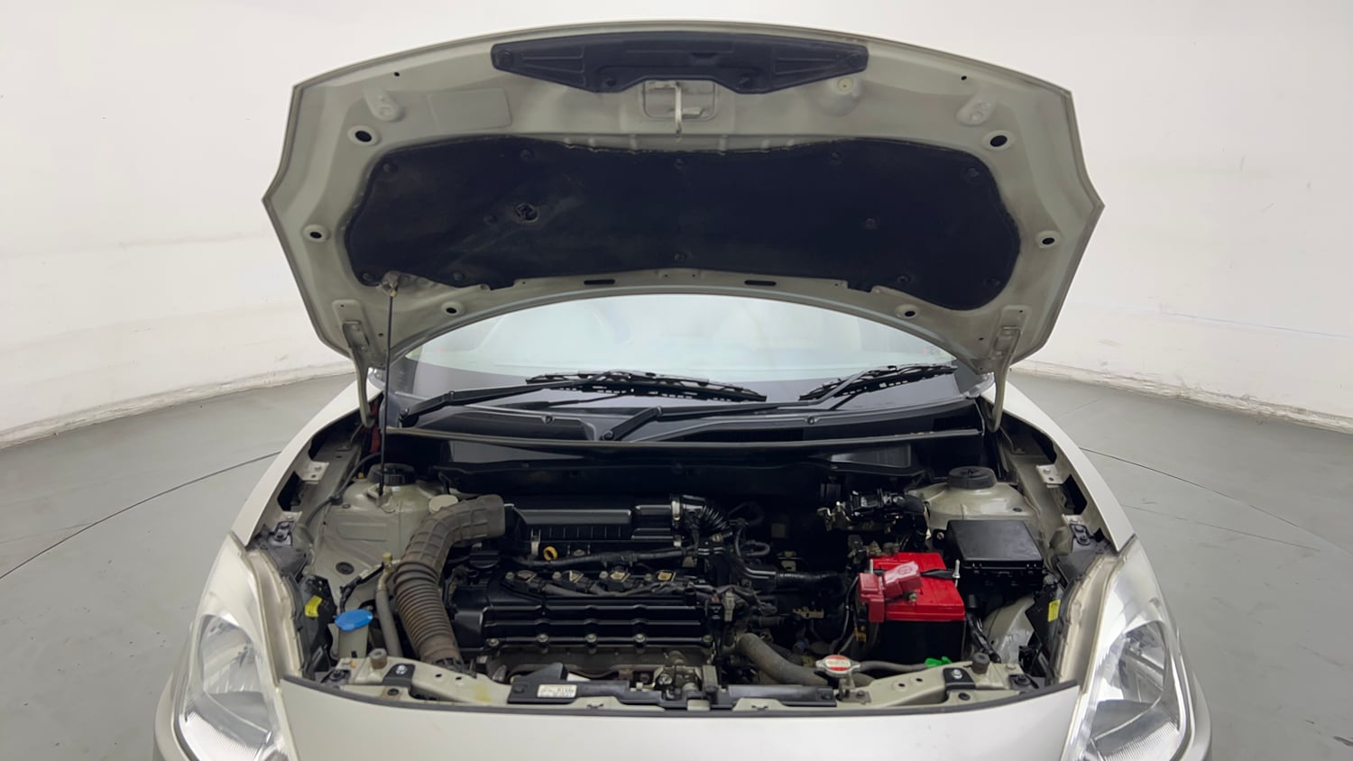 Used 2017 Maruti Suzuki Dzire VXi Petrol Manual engine ENGINE & BONNET OPEN FRONT VIEW
