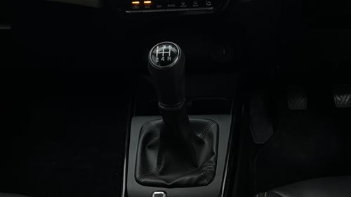 Used 2024 Toyota Glanza G Petrol Manual interior GEAR  KNOB VIEW