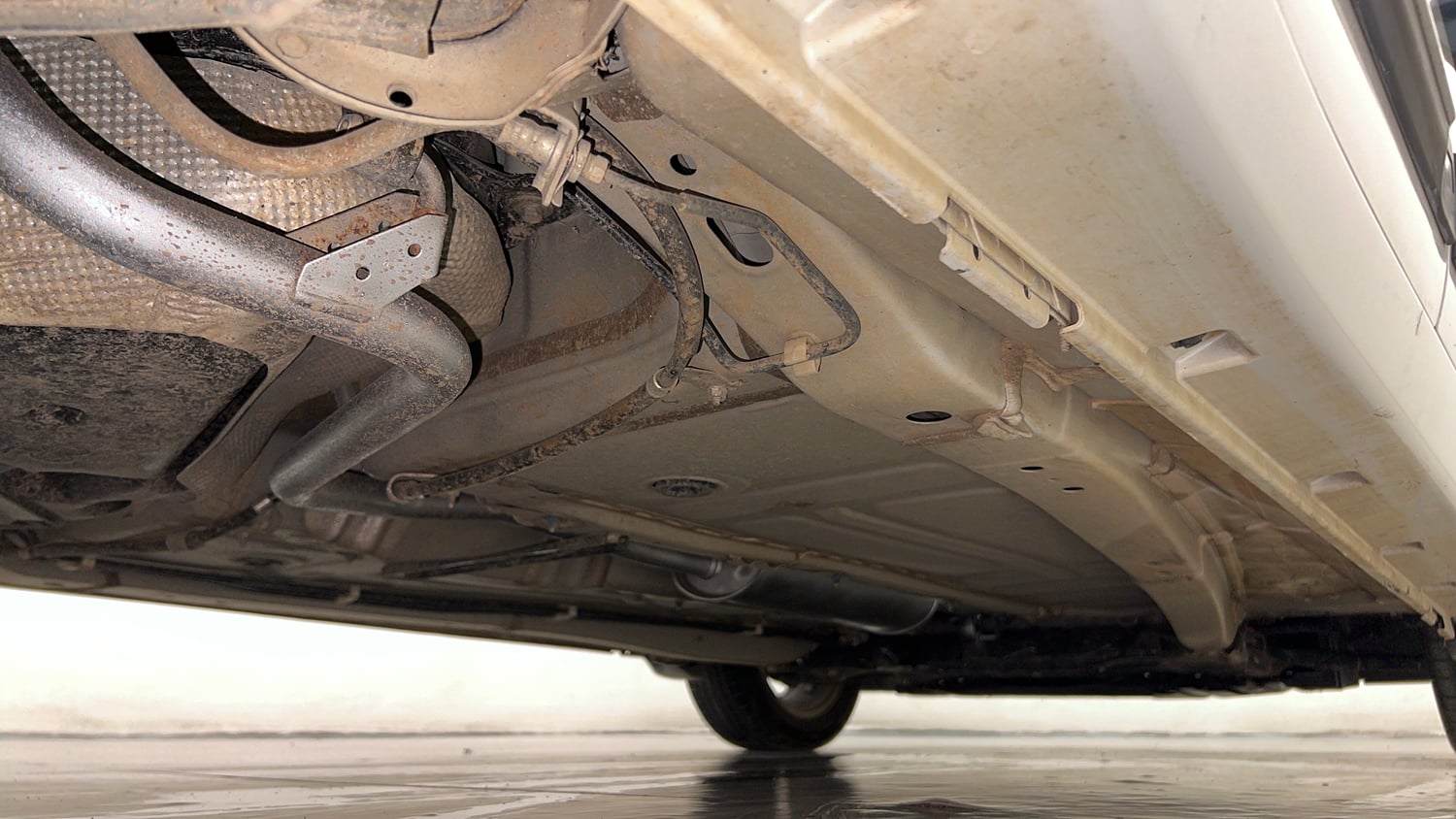Used 2021 Toyota Glanza V CVT Petrol Automatic extra REAR RIGHT UNDERBODY VIEW