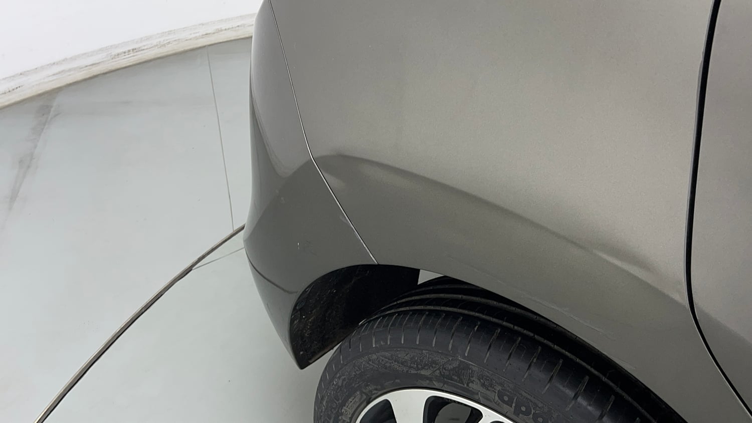 Used 2021 Maruti Suzuki Baleno Zeta Petrol Manual dents MINOR SCRATCH