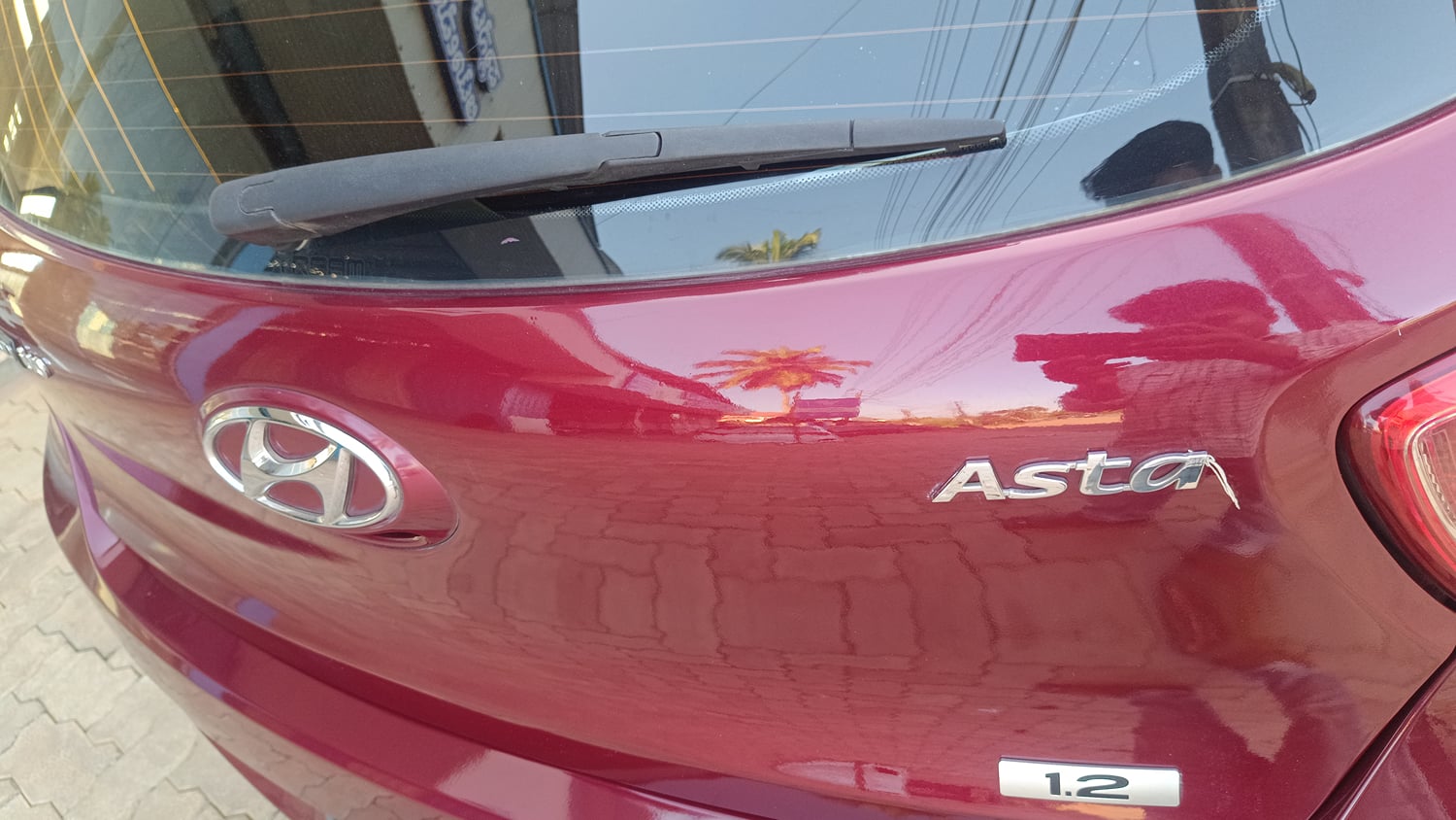 Used 2015 Hyundai Grand i10 Asta AT 1.2 Kappa VTVT Petrol Automatic dents MINOR SCRATCH