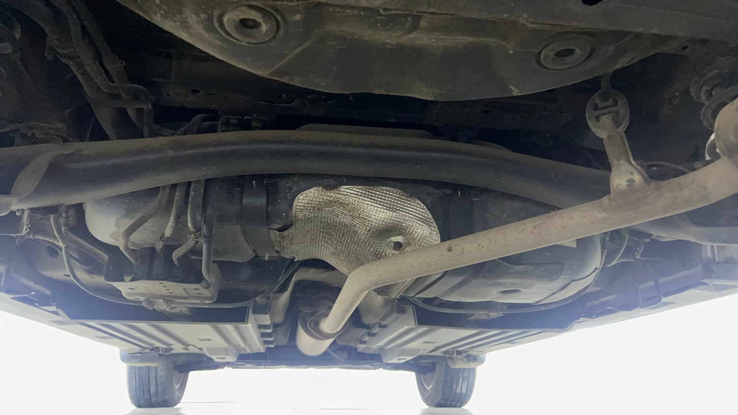 Used 2023 Maruti Suzuki Grand Vitara Alpha Dual Tone Smart Hybrid Petrol Manual extra REAR UNDERBODY VIEW (TAKEN FROM REAR)