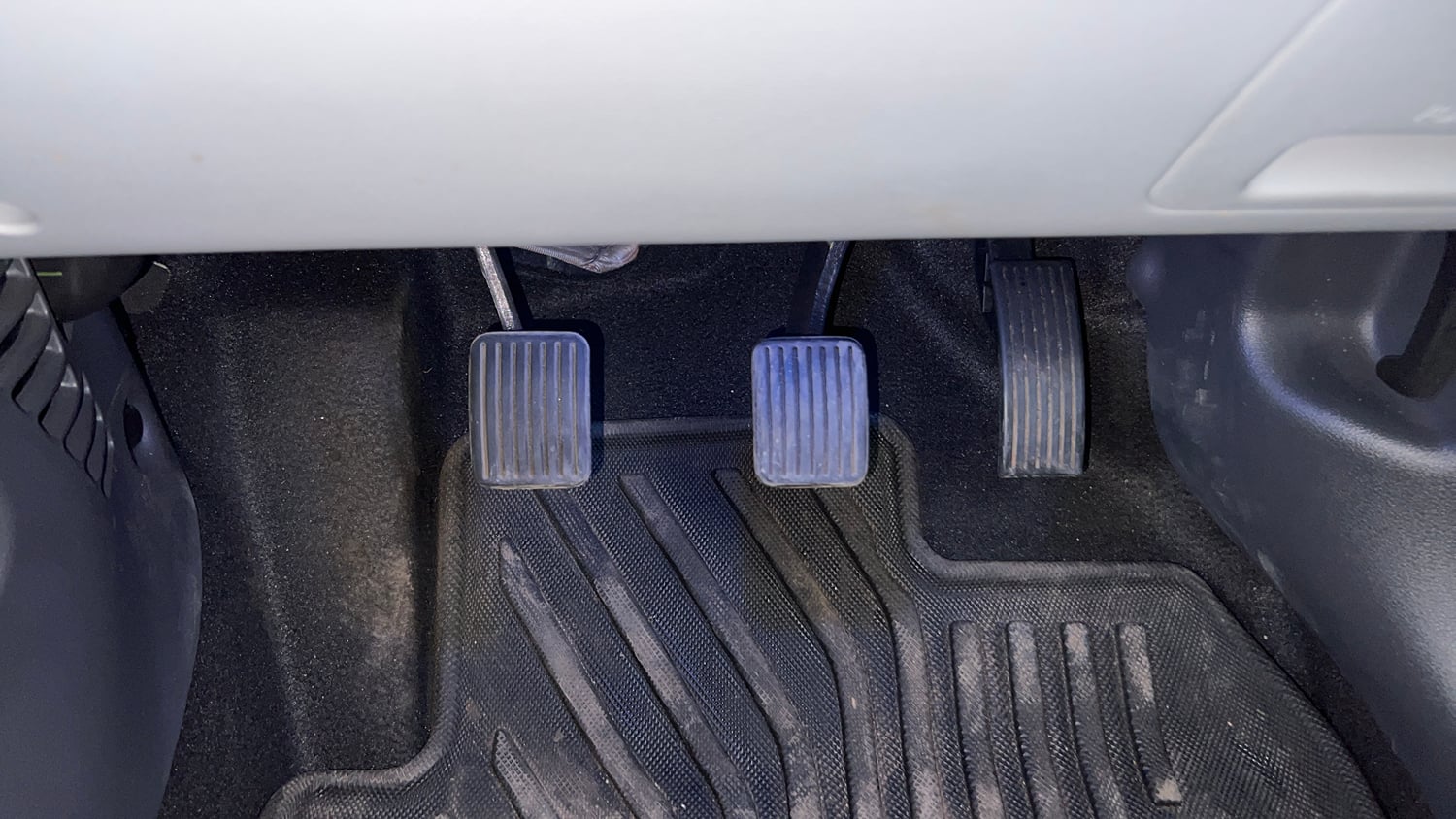 Used 2025 Hyundai Grand i10 Nios Sportz (O) 1.2 Kappa VTVT Petrol Manual interior PEDALS VIEW