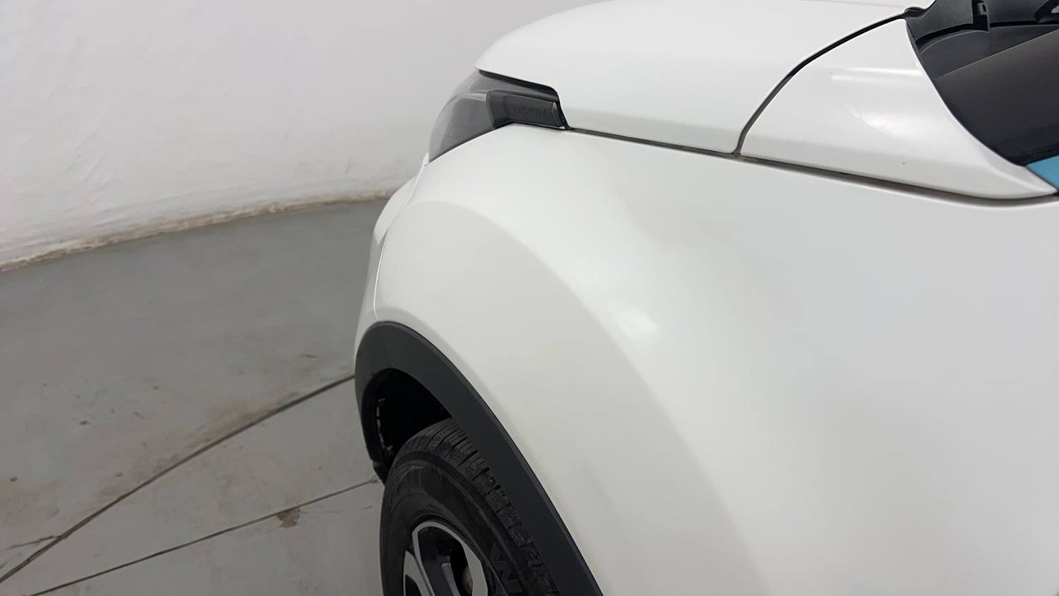 Used 2022 Tata Nexon EV XZ Plus Electric Automatic dents MINOR SCRATCH