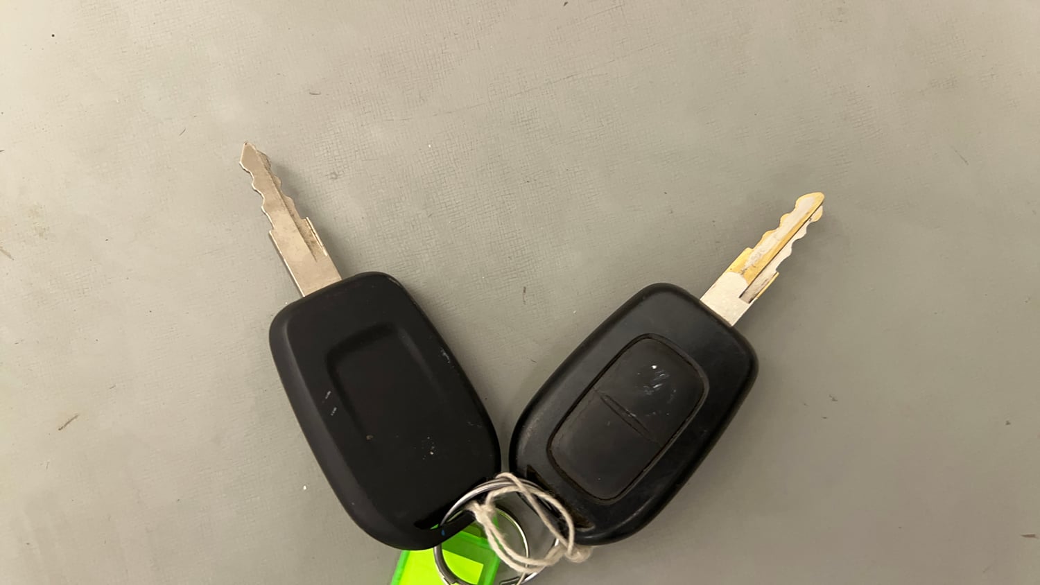 Used 2016 Renault Kwid RXT Petrol Manual extra CAR KEY VIEW