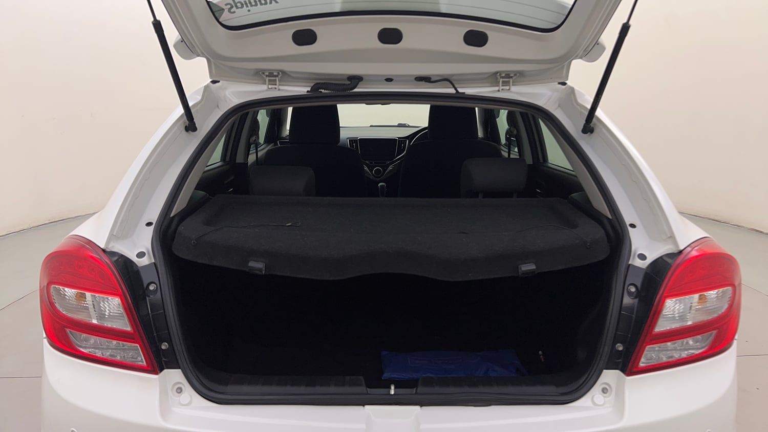 Used 2021 Toyota Glanza V CVT Petrol Automatic interior DICKY INSIDE VIEW