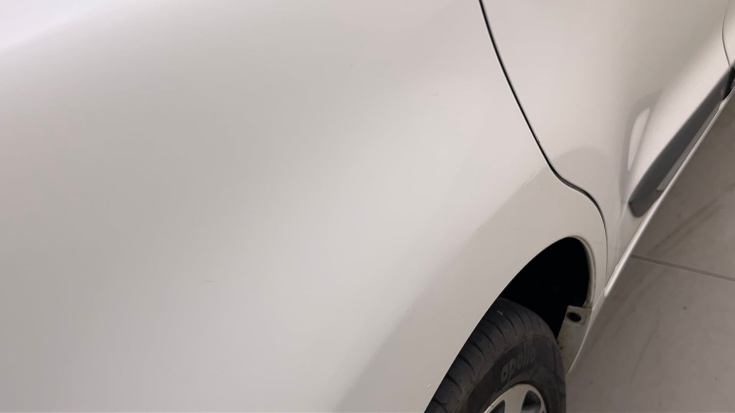 Used 2021 Toyota Glanza V CVT Petrol Automatic dents MINOR SCRATCH