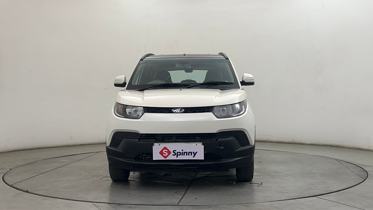 Used 2016 Mahindra KUV100 K4 6 STR Petrol Manual exterior FRONT VIEW
