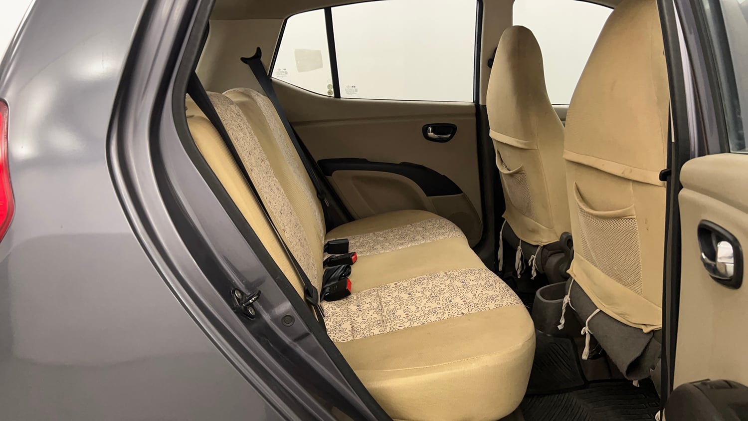Used 2014 Hyundai i10 Sportz 1.1 iRDE2 Petrol Manual interior RIGHT SIDE REAR DOOR CABIN VIEW