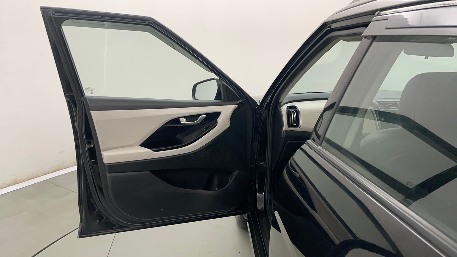 Used 2021 Hyundai Creta SX 1.5 Petrol Executive Petrol Manual interior LEFT FRONT DOOR OPEN VIEW