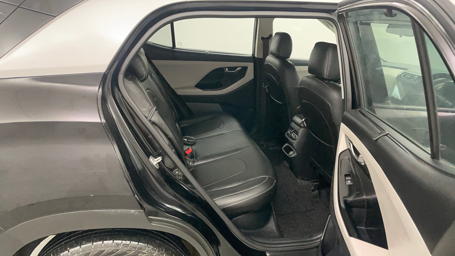 Used 2021 Hyundai Creta SX 1.5 Petrol Executive Petrol Manual interior RIGHT SIDE REAR DOOR CABIN VIEW