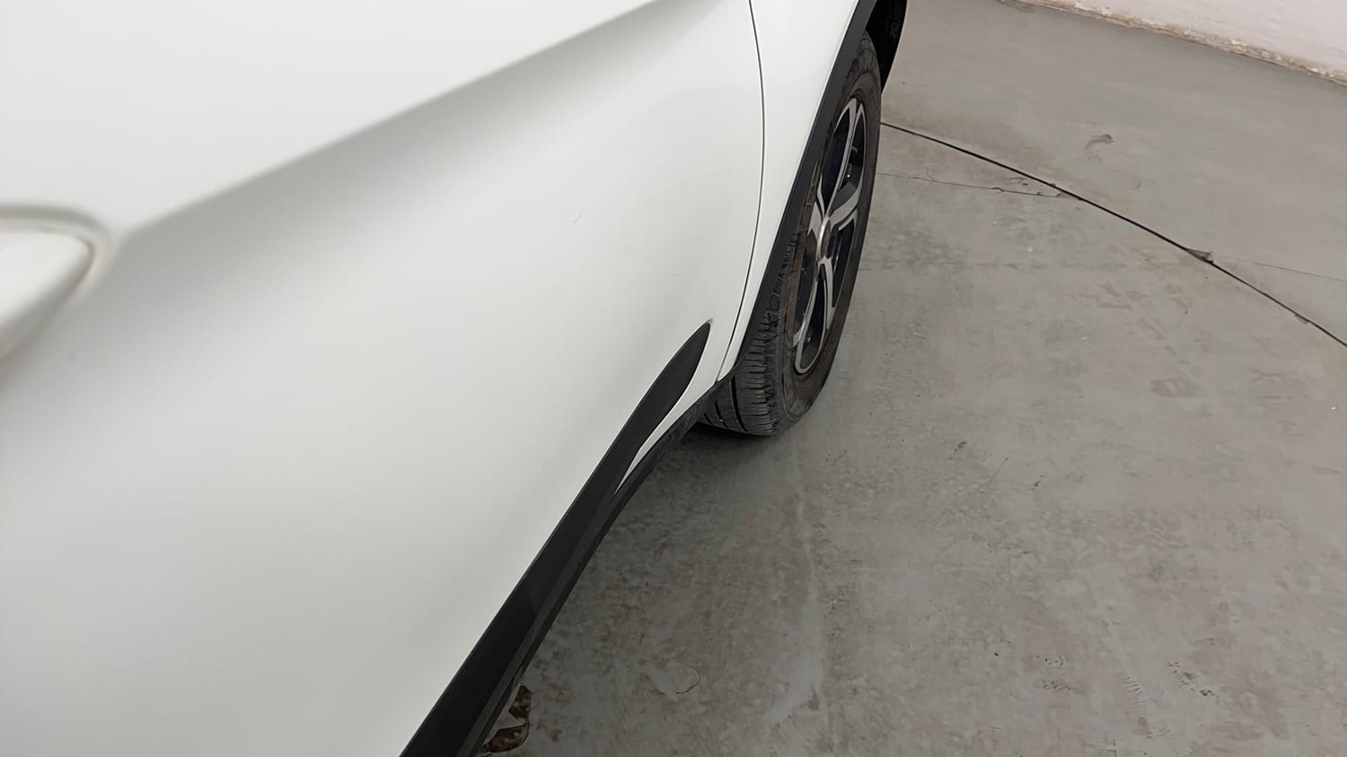 Used 2022 Tata Nexon EV XZ Plus Electric Automatic dents MINOR SCRATCH