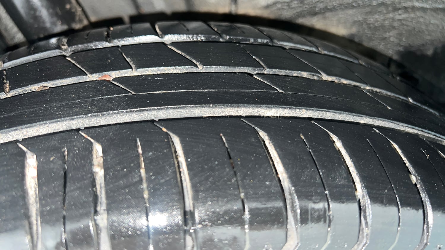 Used 2023 Tata Punch Adventure iCNG Cng Manual tyres RIGHT REAR TYRE TREAD VIEW