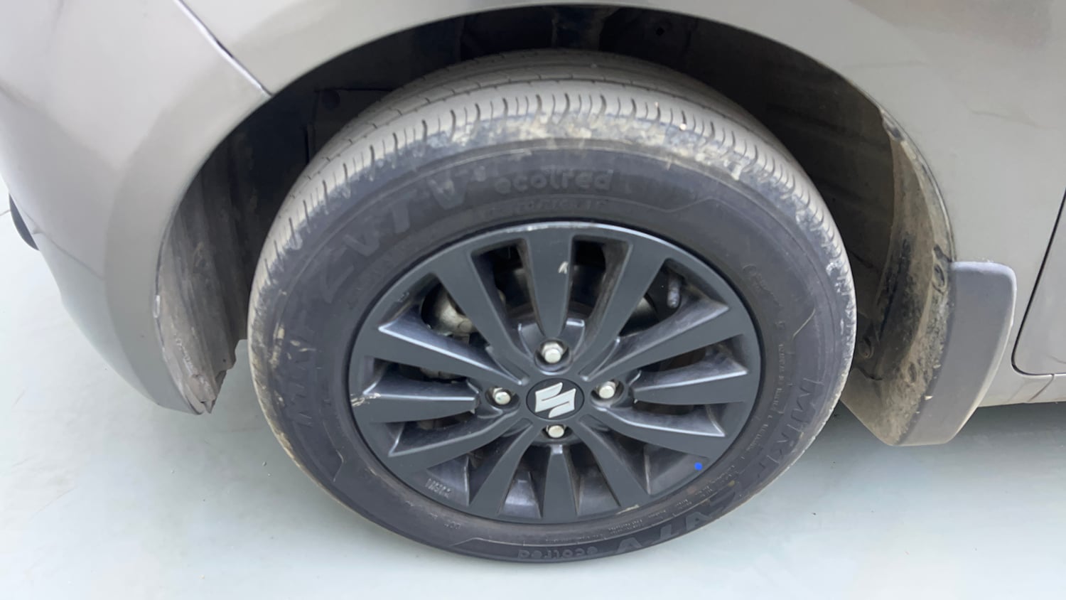 Used 2023 Maruti Suzuki Wagon R ZXI Plus 1.2 AGS Petrol Automatic tyres LEFT FRONT TYRE RIM VIEW