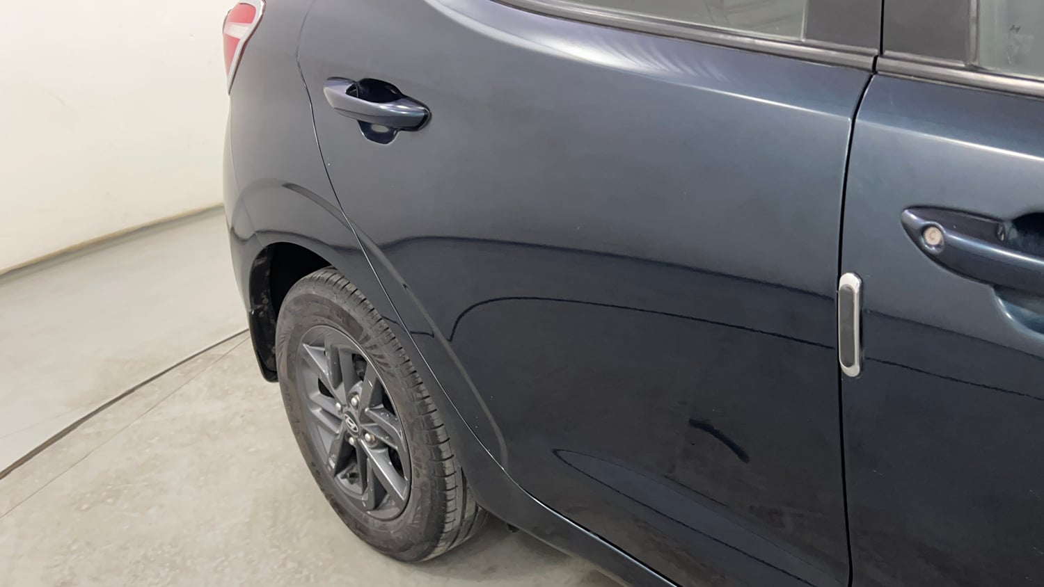 Used 2022 Hyundai Grand i10 Nios Sportz 1.2 Kappa VTVT Petrol Manual dents MINOR DENT