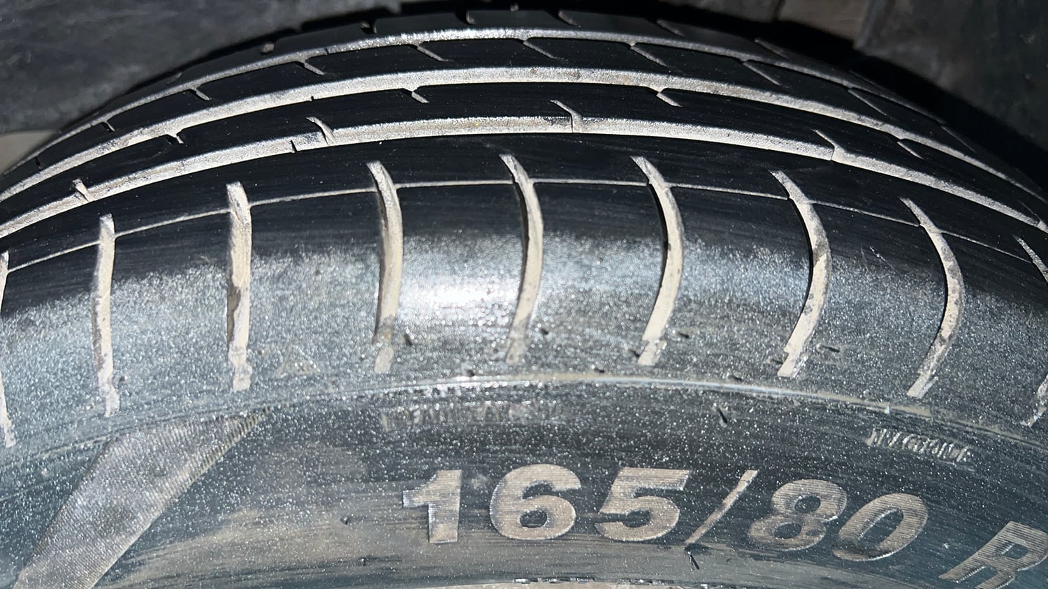 Used 2017 Maruti Suzuki Dzire VXi Petrol Manual tyres LEFT REAR TYRE TREAD VIEW