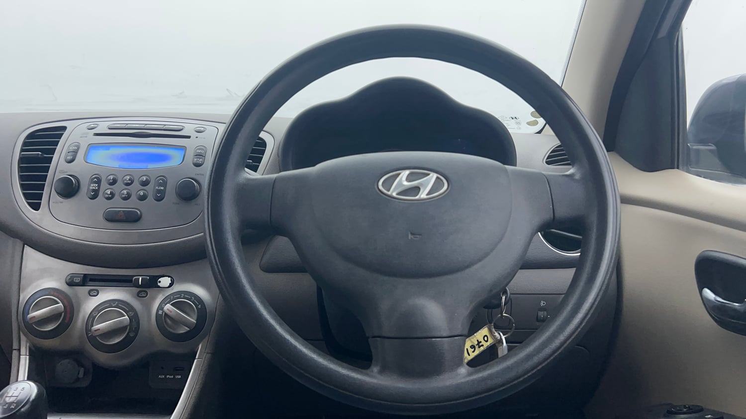 Used 2013 Hyundai i10 Sportz 1.2 Kappa2 Petrol Manual interior STEERING VIEW