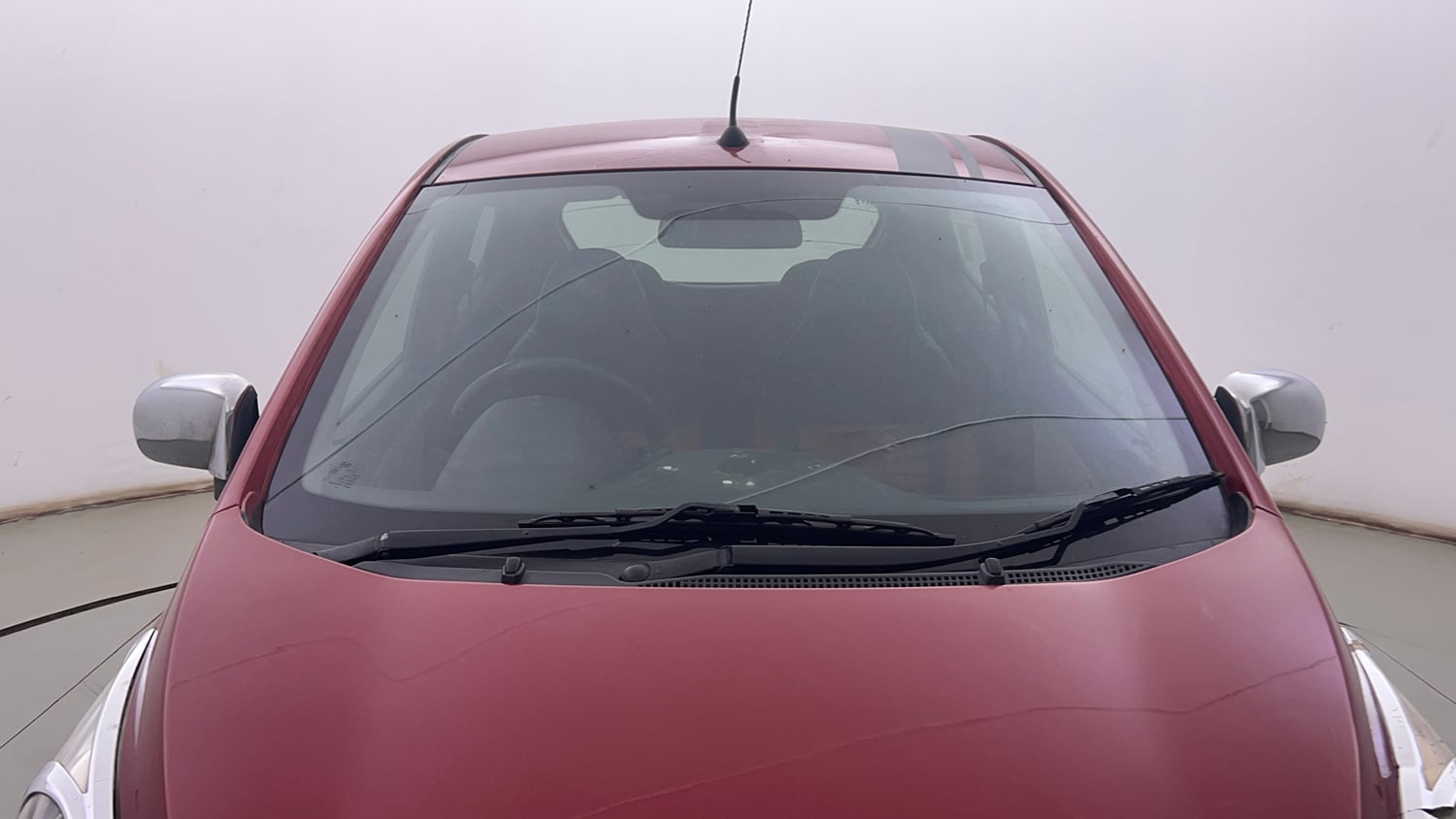 Used 2018 Hyundai Eon Magna + Petrol Manual exterior FRONT WINDSHIELD VIEW