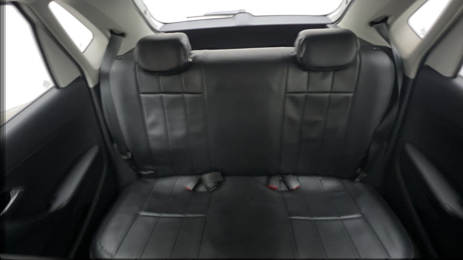 Used 2022 Volkswagen Polo Comfortline 1.0L MPI Petrol Manual interior REAR SEAT CONDITION VIEW