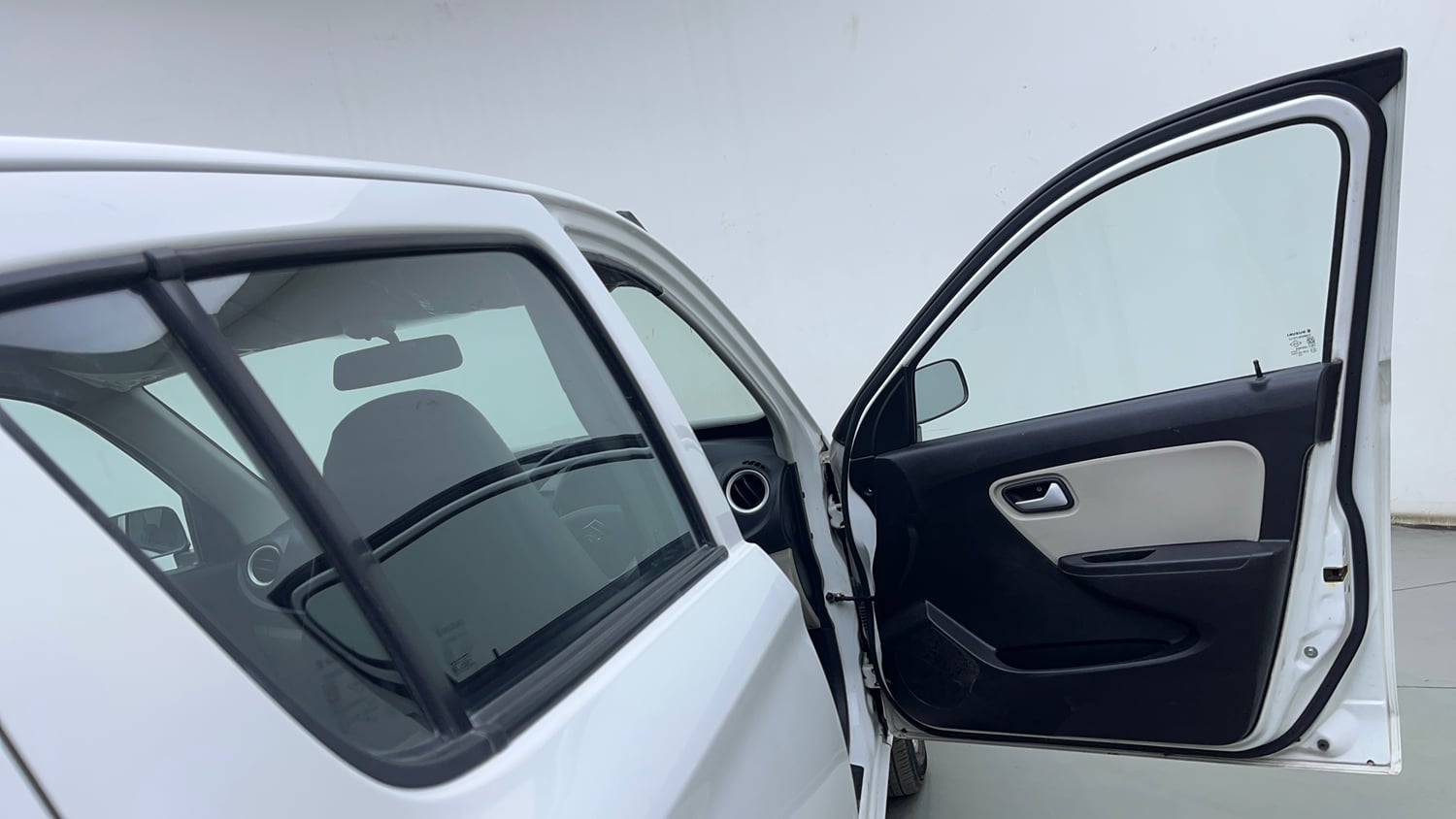 Used 2021 Maruti Suzuki Alto 800 LXi Petrol Manual interior RIGHT FRONT DOOR OPEN VIEW