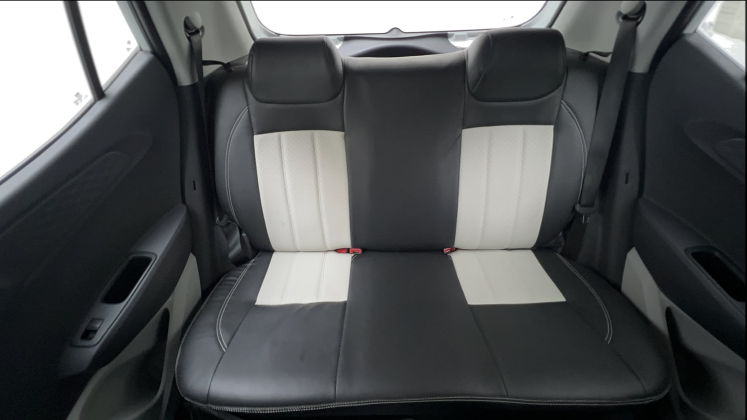 Used 2023 Hyundai Grand i10 Nios Sportz 1.2 Kappa VTVT Petrol Manual interior REAR SEAT CONDITION VIEW