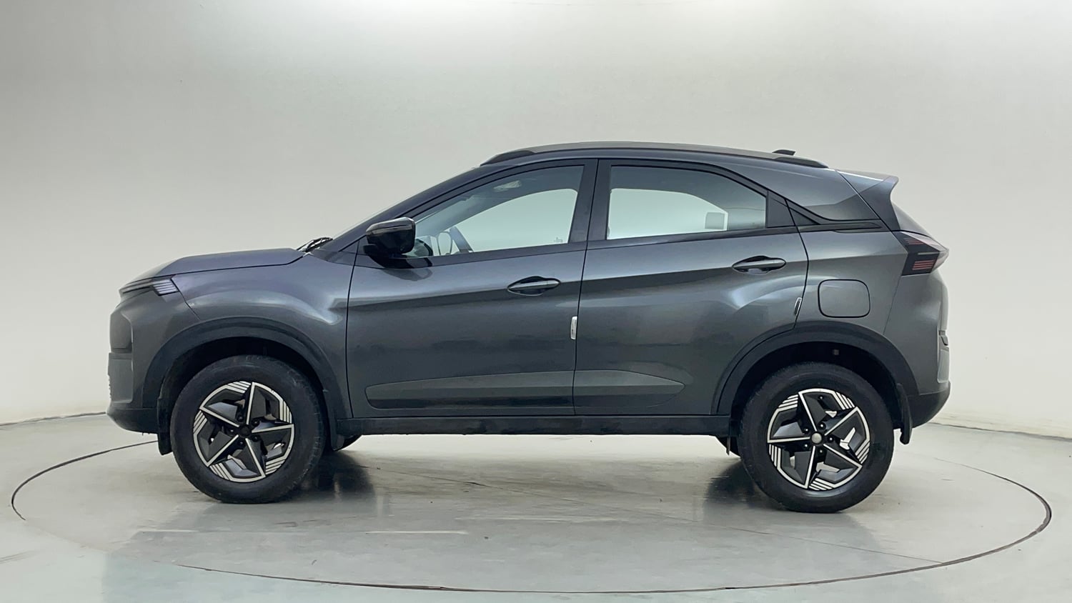 Used 2024 Tata Nexon Creative Plus 1.2 Revotron Petrol 6AMT Petrol Automatic exterior LEFT SIDE VIEW