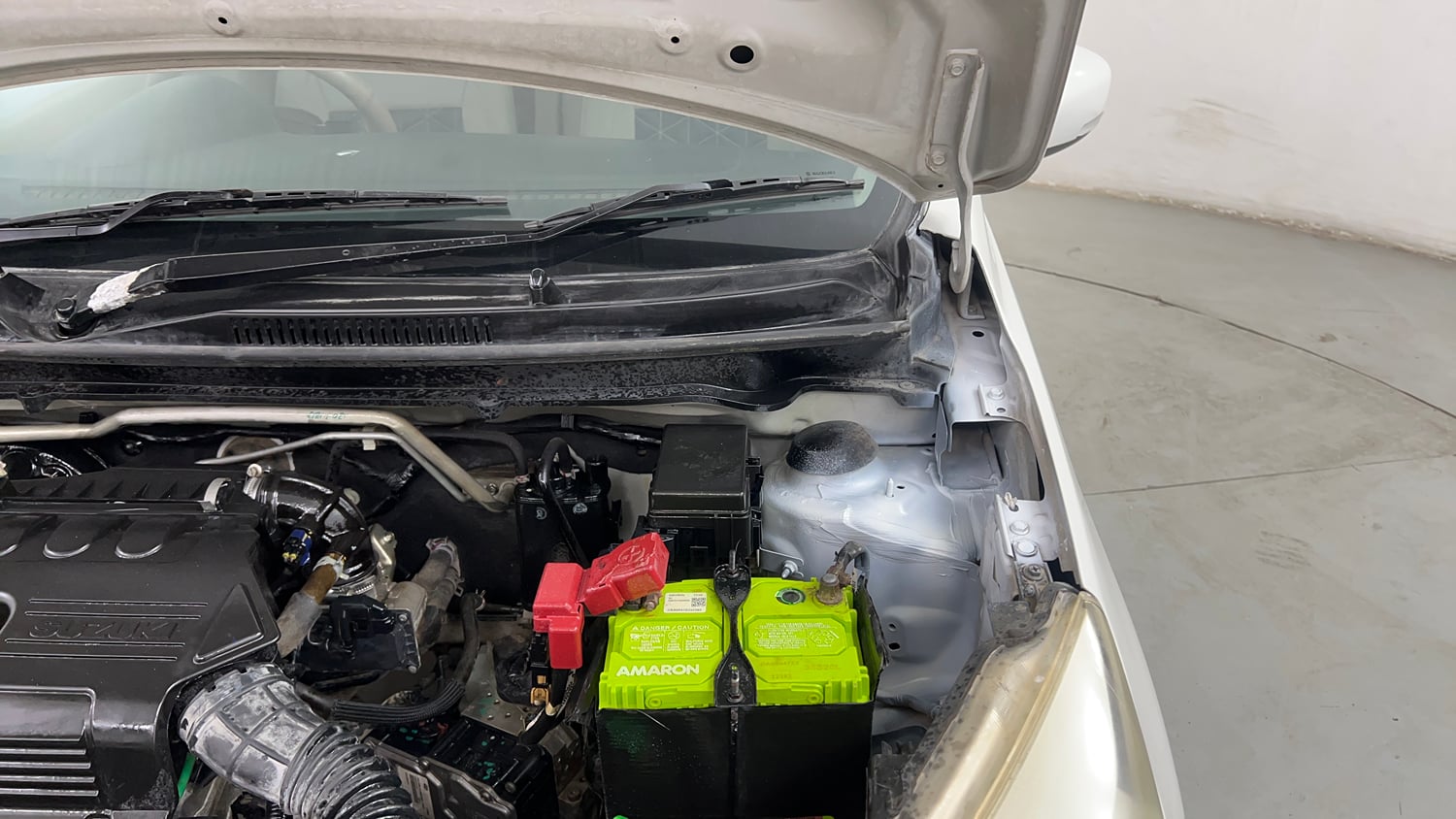 Used 2018 Maruti Suzuki Celerio ZXi AMT Petrol Automatic engine ENGINE LEFT SIDE HINGE & APRON VIEW