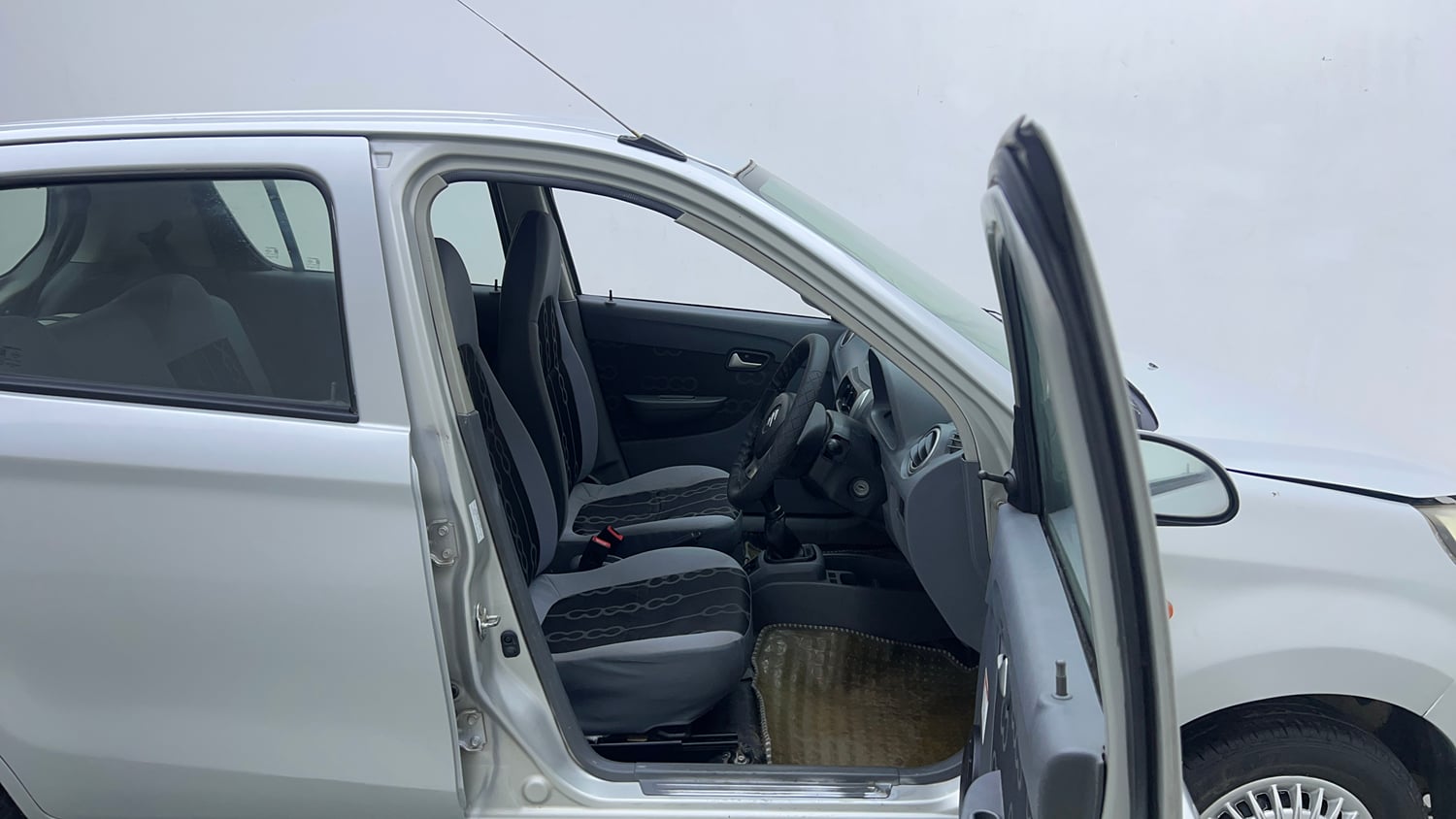 Used 2014 Maruti Suzuki Alto 800 Lxi CNG Cng Manual interior RIGHT SIDE FRONT DOOR CABIN VIEW