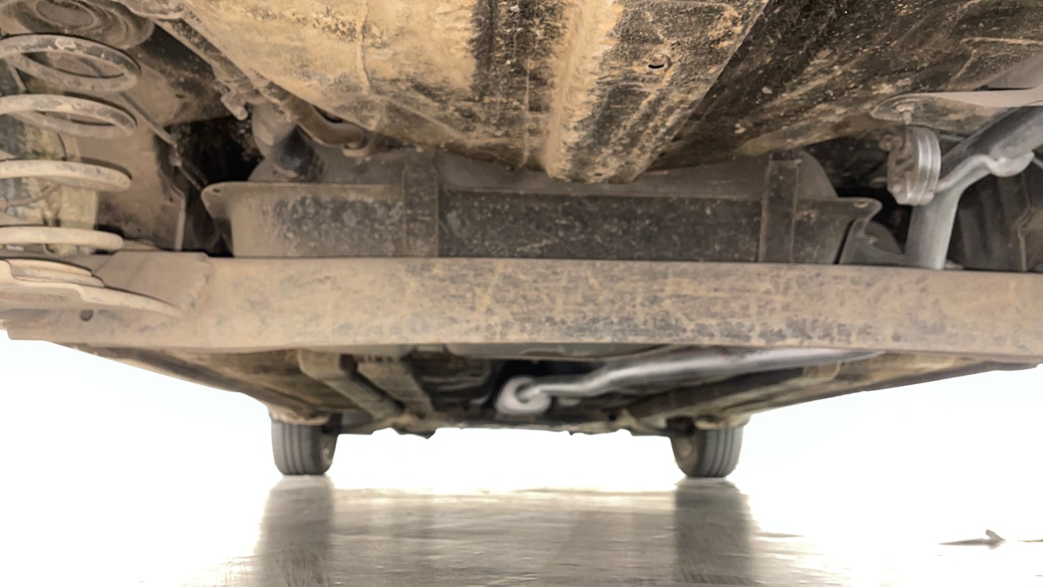 Used 2016 Hyundai Grand i10 Asta 1.2 Kappa VTVT Petrol Manual extra REAR UNDERBODY VIEW (TAKEN FROM REAR)