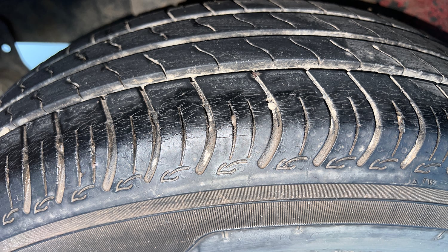 Used 2023 Maruti Suzuki S-Presso VXi S-CNG Cng Manual tyres RIGHT REAR TYRE TREAD VIEW