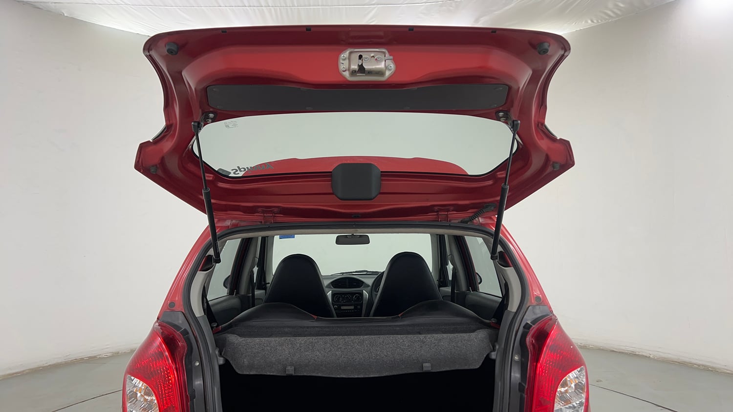 Used 2015 Maruti Suzuki Alto 800 Vxi Petrol Manual interior DICKY DOOR OPEN VIEW
