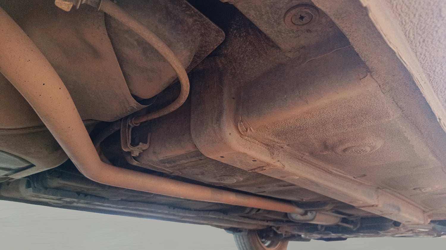 Used 2015 Hyundai Grand i10 Asta AT 1.2 Kappa VTVT Petrol Automatic extra REAR RIGHT UNDERBODY VIEW