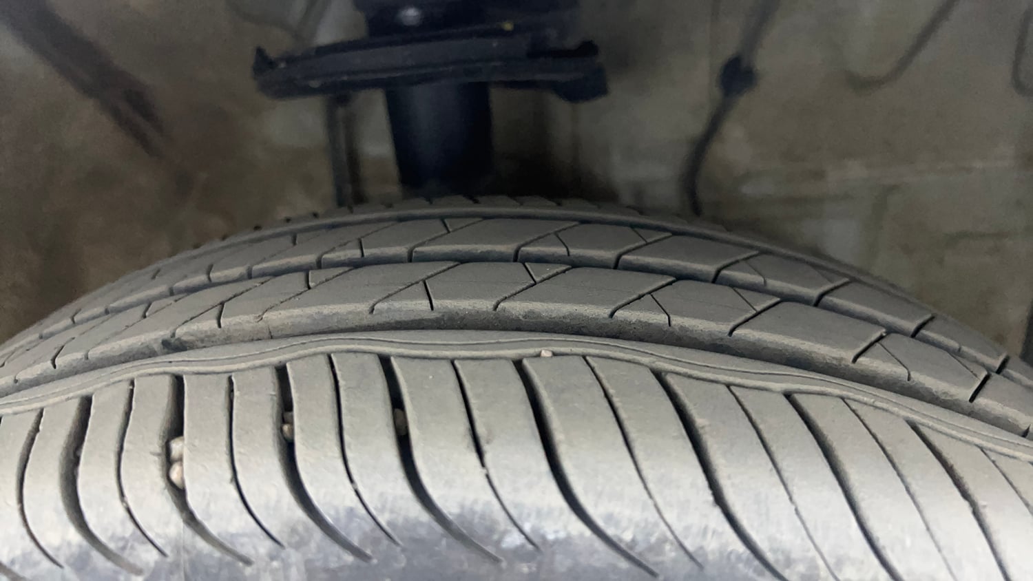 Used 2018 Toyota Etios Liva VXD Diesel Manual tyres RIGHT FRONT TYRE TREAD VIEW
