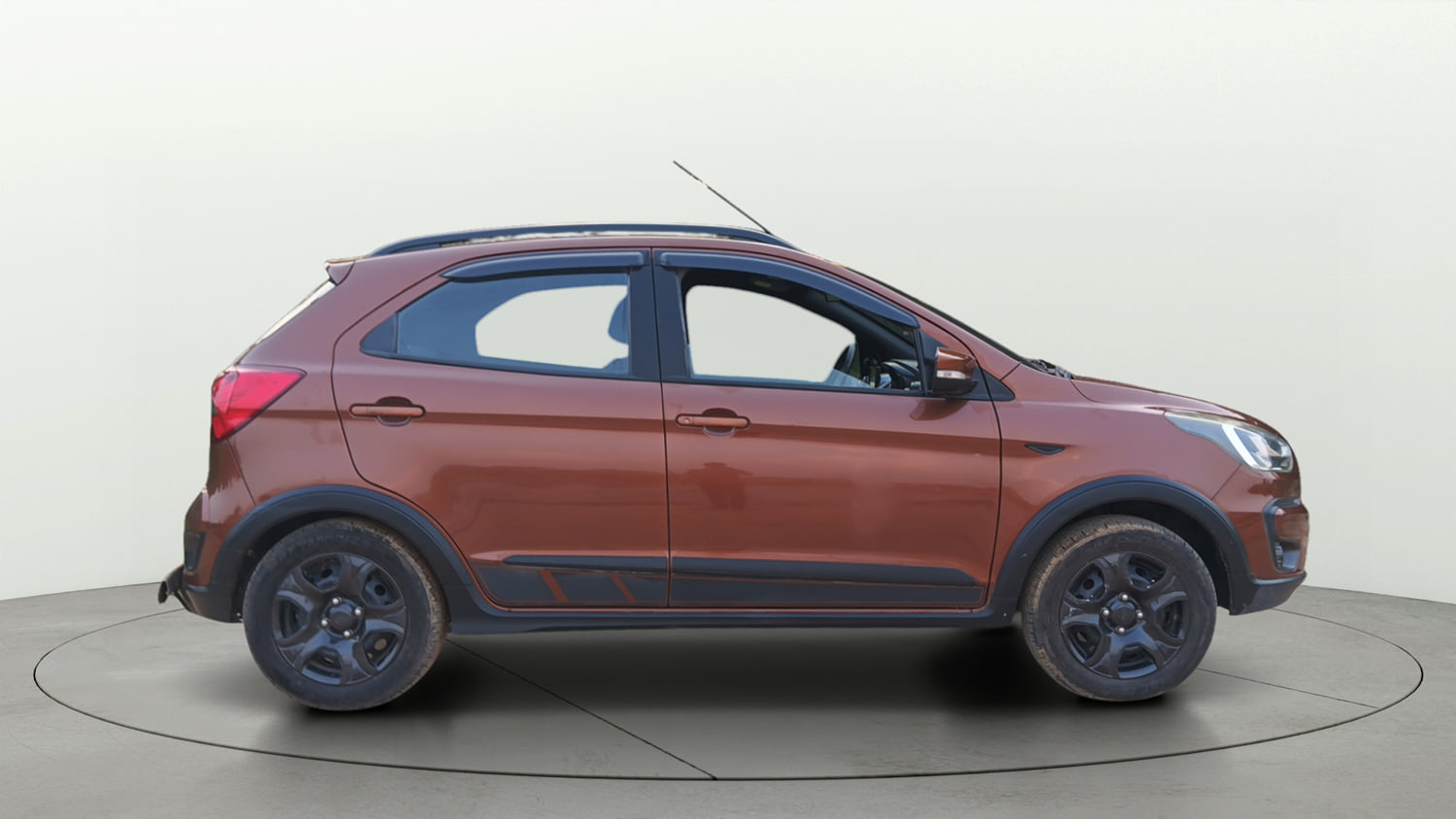 Used 2019 Ford Freestyle Trend Plus 1.2 Ti-VCT Petrol Manual exterior RIGHT SIDE VIEW